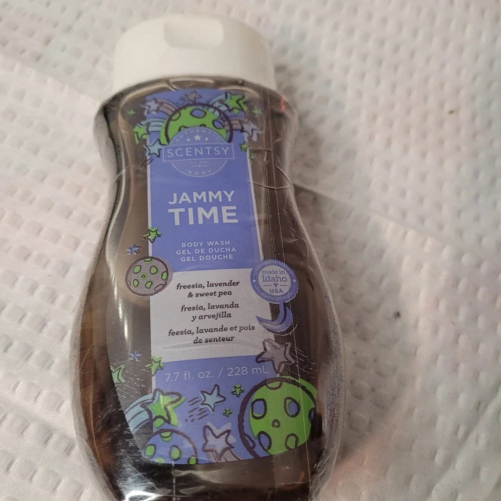 Scentsy Jammy Time‎ Body Wash 7.7 fl oz Freesia Lavender Sweet Pea New Sealed